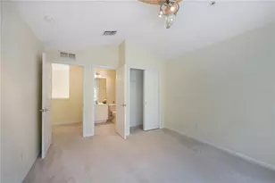 2679 Metro Sevilla Dr, Orlando, FL 32835 - Photo 21