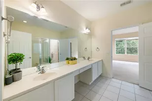 2679 Metro Sevilla Dr, Orlando, FL 32835 - Photo 15