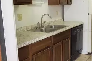 2203 S Park Ave, Sanford, FL 32771 - Photo 5