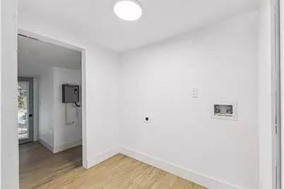 109 S Holly Avenue, Sanford, FL 32771 - Photo 13