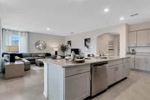 2049 Ashwood Bluff Dr, Ocoee, FL 34761 - Photo 11