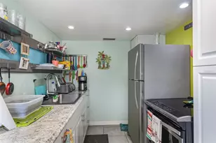 1030 Plantation Dr, Kissimmee, FL 34741 - Photo 11