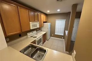 3613 Wilshire Way Rd, Orlando, FL 32829 - Photo 3