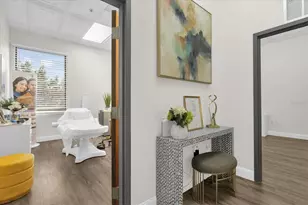 6881 Kingspointe Pkwy, Orlando, FL 32819 - Photo 13