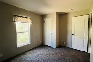 11651 SE 82nd St, Morriston, FL 32668 - Photo 5