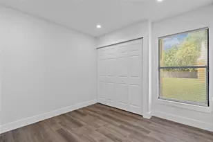 46 Silver Park Cir, Kissimmee, FL 34743 - Photo 15