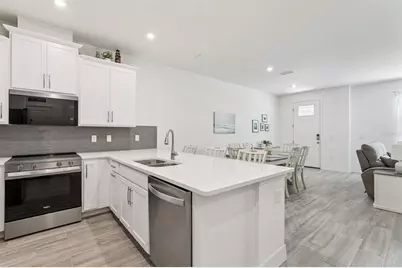 9867 Walkway Drive, Orlando, FL 32832 - Photo 7