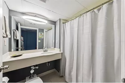 151 E Washington Street #518, Orlando, FL 32801 - Photo 17