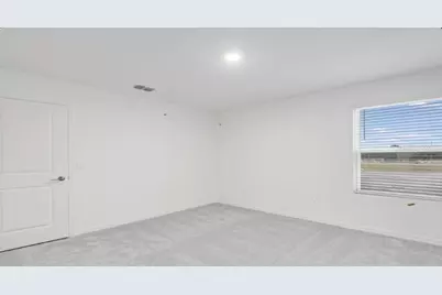 7439 Sandstone Drive, Groveland, FL 34736 - Photo 23