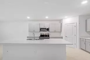 7439 Sandstone Dr, Groveland, FL 34736 - Photo 13