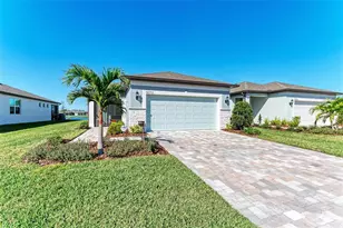9272 Ballaster Pointe Loop, Parrish, FL 34219 - Photo 5