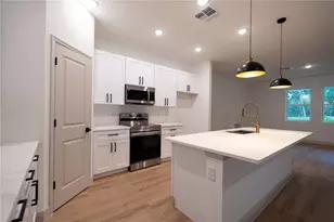 30536 Hoylake St, Sorrento, FL 32776 - Photo 11