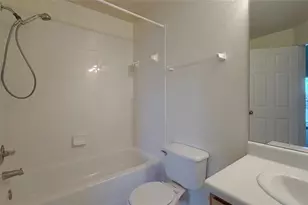 1989 Summer Club Dr, Oviedo, FL 32765 - Photo 9