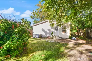 1305 Groveland Ave, Orlando, FL 32806 - Photo 23