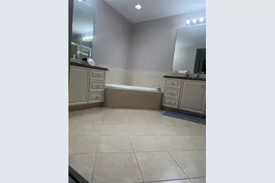 37 E Harbour Isle Drive E #206, Fort Pierce, FL 34949 - Photo 17