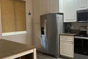 37 E Harbour Isle Dr E, Fort Pierce, FL 34949 - Photo 3