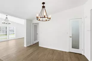 5180 Lexington Cir, Wildwood, FL 34785 - Photo 13