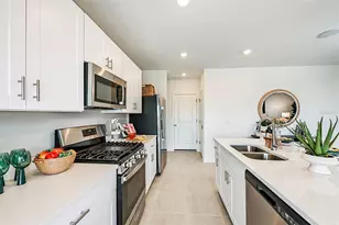 7323 Capstone Dr, Groveland, FL 34736 - Photo 15