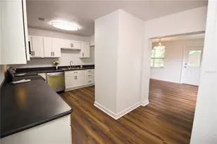 1114 Oak Dr, Leesburg, FL 34748 - Photo 9