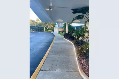 1224 S Peninsula Drive #304, Daytona Beach, FL 32118 - Photo 5