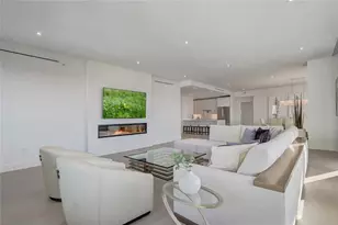 100 S Eola Dr, Orlando, FL 32801 - Photo 9