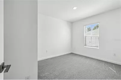 8241 Wakefield #32, Dunnellon, FL 34434 - Photo 9