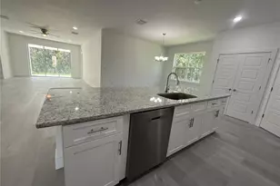 10034 N Darwin Way, Citrus Springs, FL 34434 - Photo 11