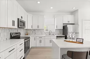 14927 Faversham Cir, Orlando, FL 32826 - Photo 13