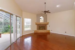 4829 Shoreline Cir, Sanford, FL 32771 - Photo 11