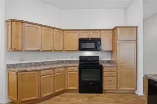 1923 Useppa Oaks Ln, The Villages, FL 32163 - Photo 11