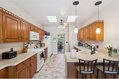 2425 Pine Way, Sanford, FL 32773 - Photo 5