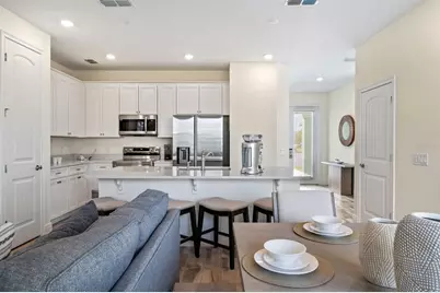 2979 Castaway Lane, Kissimmee, FL 34747 - Photo 13