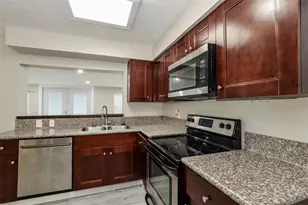 5610 Marie Ct, Orlando, FL 32818 - Photo 7