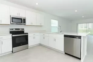 716 Hazelwood Ct, Haines City, FL 33844 - Photo 13