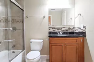 6022 Westgate Dr, Orlando, FL 32835 - Photo 9