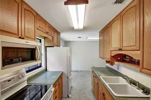 1000 SE 155th St, Summerfield, FL 34491 - Photo 23