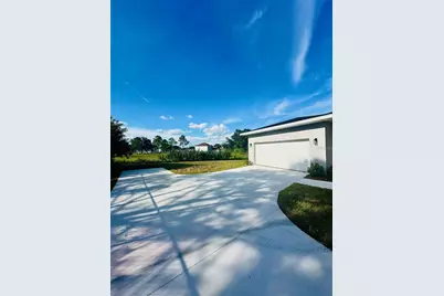 562 Kilimanjaro Drive, Kissimmee, FL 34758 - Photo 3