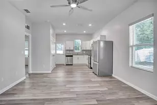 1096 Cades Cv Wy, Deland, FL 32720 - Photo 9