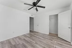 10019 Geese Trail Cir, Sun City Center, FL 33573 - Photo 23