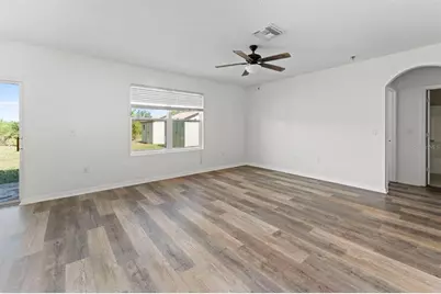 10019 Geese Trail Circle, Sun City Center, FL 33573 - Photo 7