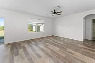 10019 Geese Trail Cir, Sun City Center, FL 33573 - Photo 7