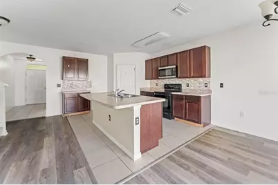 10019 Geese Trail Circle, Sun City Center, FL 33573 - Photo 5