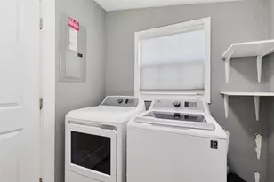 701 E 25th St, Sanford, FL 32771 - Photo 25