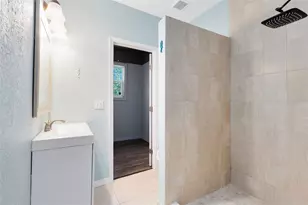 701 E 25th St, Sanford, FL 32771 - Photo 17