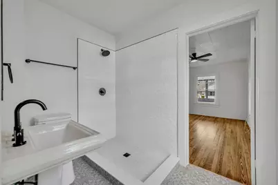 214 N New Hampshire Avenue, Tavares, FL 32778 - Photo 19