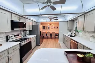 4033 13th Ave W, Bradenton, FL 34205 - Photo 9