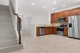 3869 Plainview Dr, Orlando, FL 32824 - Photo 3