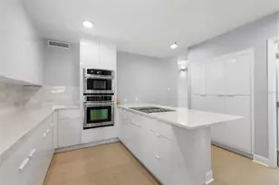 4950 Bayshore Blvd, Tampa, FL 33611 - Photo 9