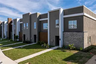 9066 Hayman Ln, Kissimmee, FL 34747 - Photo 3