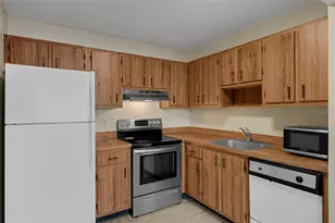 2597 Oak Park Way, Orlando, FL 32822 - Photo 5